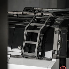 Load image into Gallery viewer, New Defender Plumb High End Ladder To Suit Plumb Roof Rack