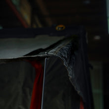 Load image into Gallery viewer, New Defender PackOut Rooftop Tent