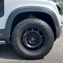 Load image into Gallery viewer, New Defender Tuffant 18" Gunbarrel Wheels