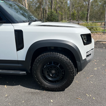 Load image into Gallery viewer, New Defender Tuffant 18" Gunbarrel Wheels