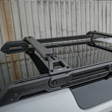 Load image into Gallery viewer, new defender 90 plumb roofrack