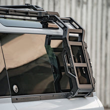 Load image into Gallery viewer, new defender 90 plumb ladder