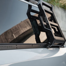 Load image into Gallery viewer, new defender 90 plumb ladder