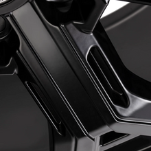 Load image into Gallery viewer, New Defender Urban WX-2 22" Wheel
