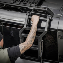 Load image into Gallery viewer, New Defender Plumb High End Ladder To Suit Plumb Roof Rack