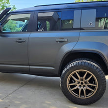 Load image into Gallery viewer, New Defender Tuffant 20" Kakadu