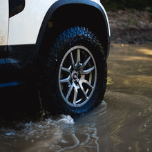 Load image into Gallery viewer, New Defender Tuffant 18" Simpson Satin Black