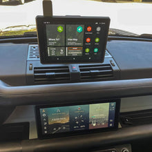 Load image into Gallery viewer, New Defender Dash Centre Molle Plate Mount