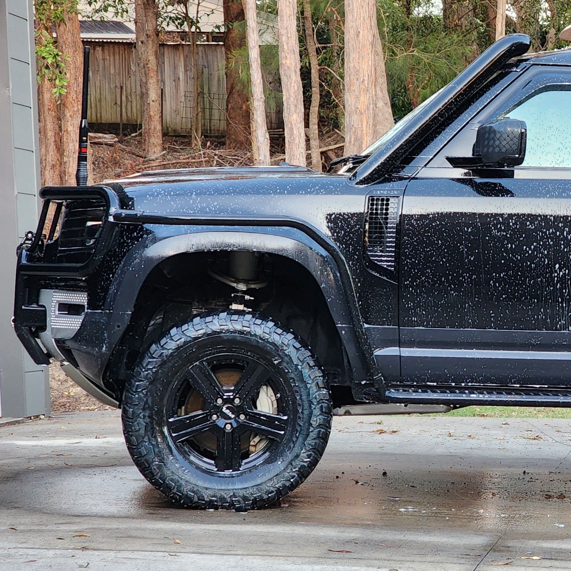 Lowered Land Rover Defender