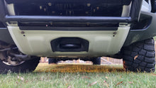 Load image into Gallery viewer, DEFND Defender 110 P400 HSE - New Defender Mods - Special Vehicle
