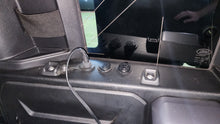 Load image into Gallery viewer, DEFND Defender 110 P400 HSE - New Defender Mods - Special Vehicle

