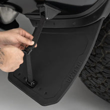 Load image into Gallery viewer, New Defender Plumb Mud Guard Kit
