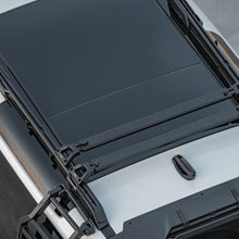 Load image into Gallery viewer, new defender 90 plumb roofrack
