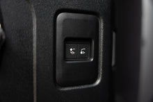 Load image into Gallery viewer, DSENDR P525 - New Defender Mods - Special Vehicle (Price in description)
