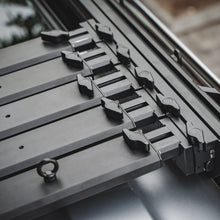 Load image into Gallery viewer, New Defender Plumb Stark Defender Adjustable Slimline Roof Rack
