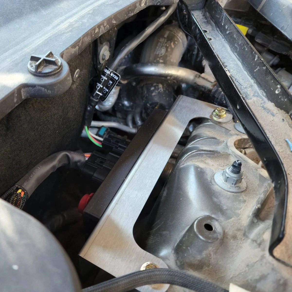 New Defender Switch Pro SP9100 Mounting Brackets – New Defender Mods